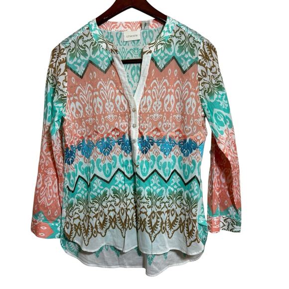 Chico's Tops - Chico's Size 1 US Size Medium Roll Tab Sleeve V-Neck Embroidered Coastal Beachy